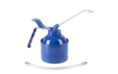 Foto OLIESPUIT METAAL 350 ML ALU BUIS + FLEXIBEL PRESSOL